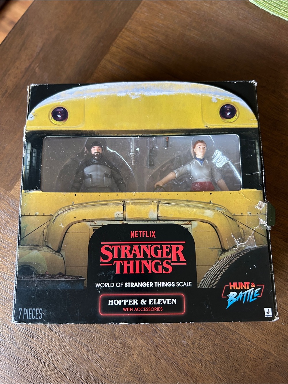 Netflix Stranger Things Hopper & Eleven Figure Set with Yellow Bus Artwork new
